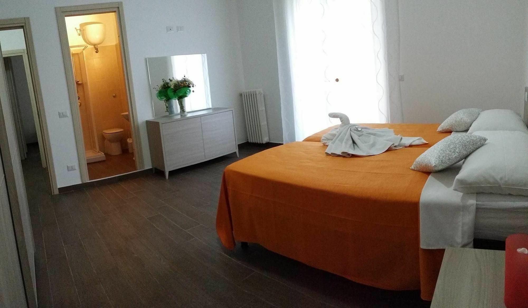 Bed and Breakfast Da Lucia Рим Екстер'єр фото